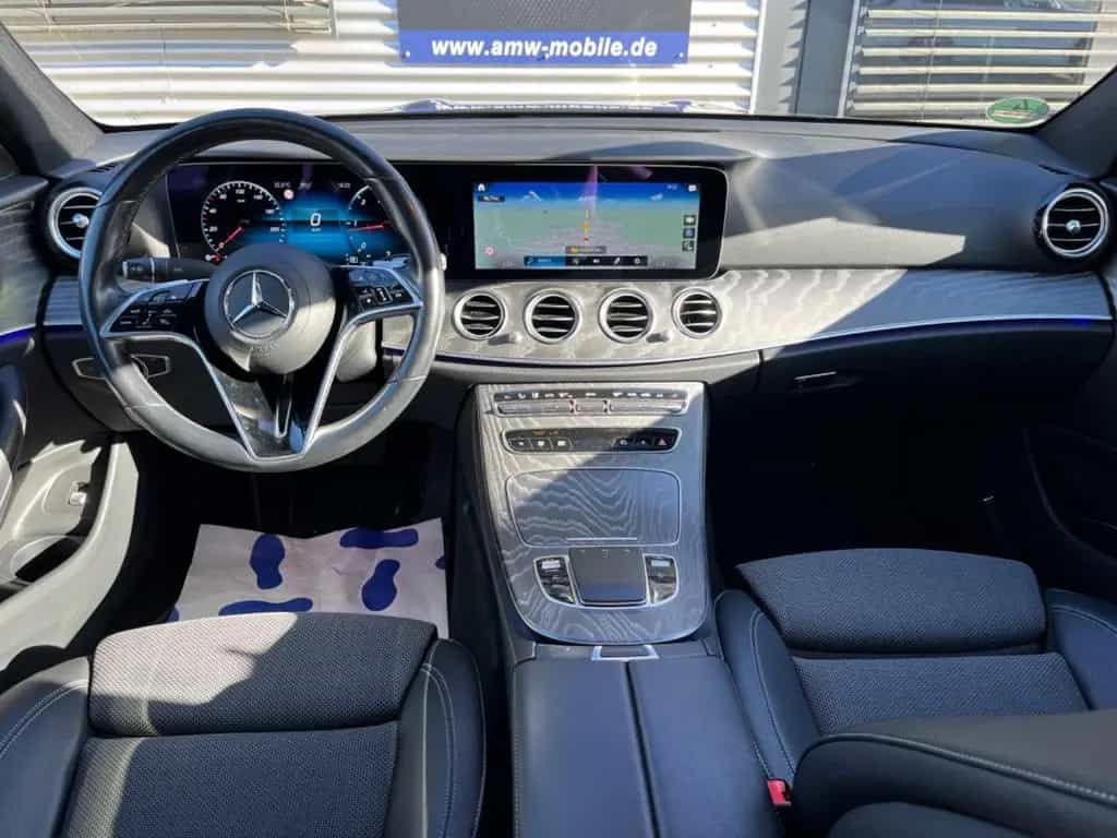 Mercedes-Benz E-Class 220 d Avatgarde*LED*PANO*WIDESCREEN*360° 07/2021-photo-5
