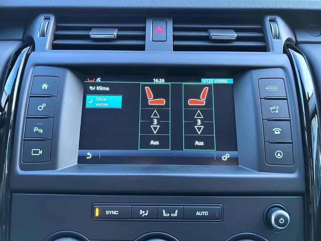 Land Rover Discovery 5 Aut. 2,0 Ltr. Navi Klima Kamera Alu 05/2017-photo-12