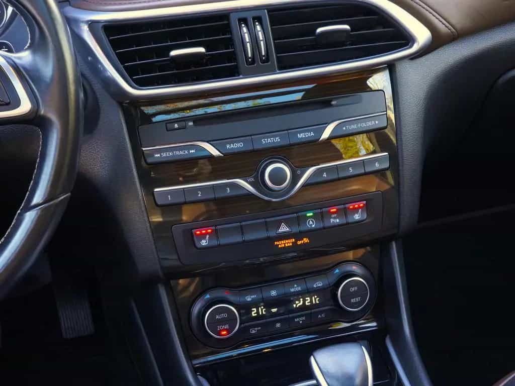 Infiniti QX30 2.2d Luxe Premium Sport Auto.*BOSE~Navi~Pan 08/2016-photo-22