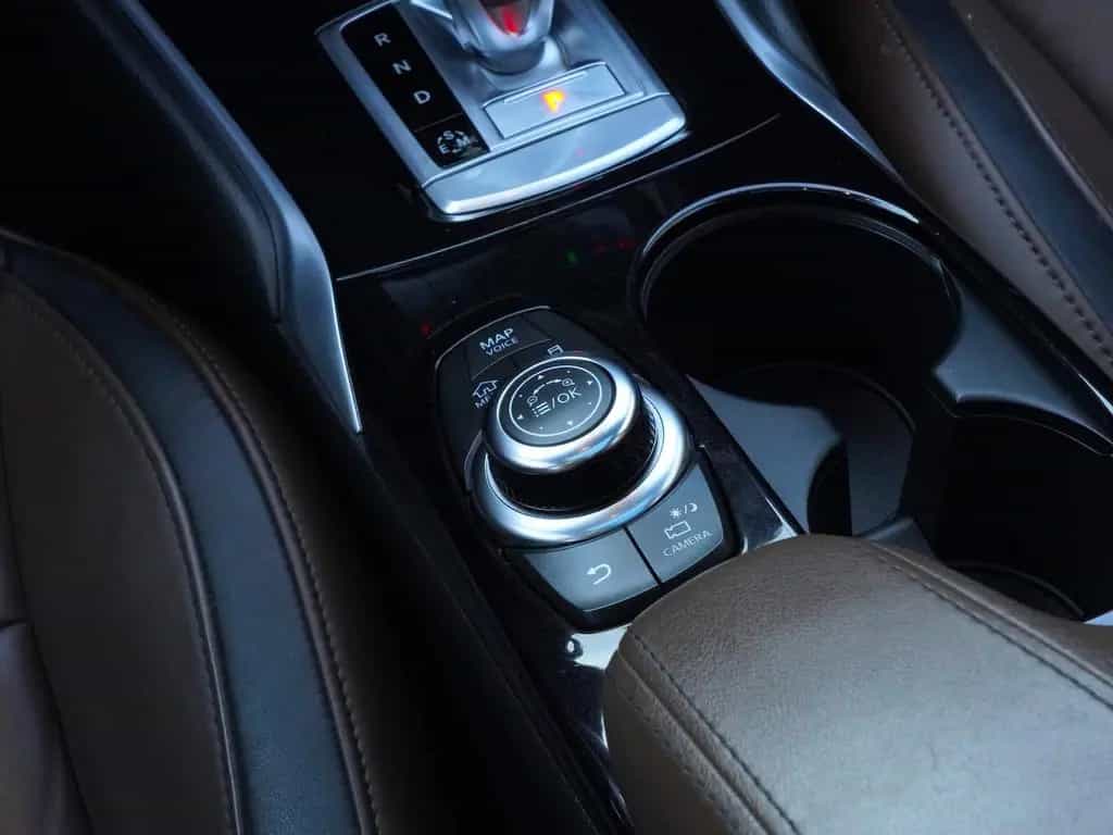 Infiniti QX30 2.2d Luxe Premium Sport Auto.*BOSE~Navi~Pan 08/2016-photo-24