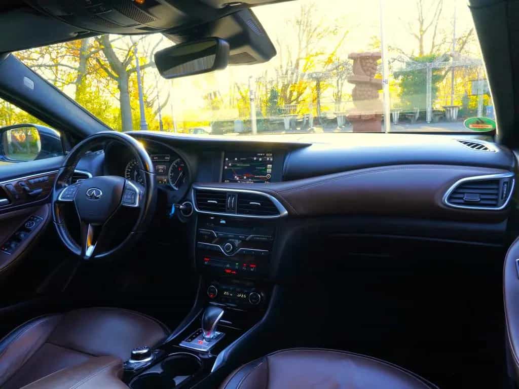 Infiniti QX30 2.2d Luxe Premium Sport Auto.*BOSE~Navi~Pan 08/2016-photo-28