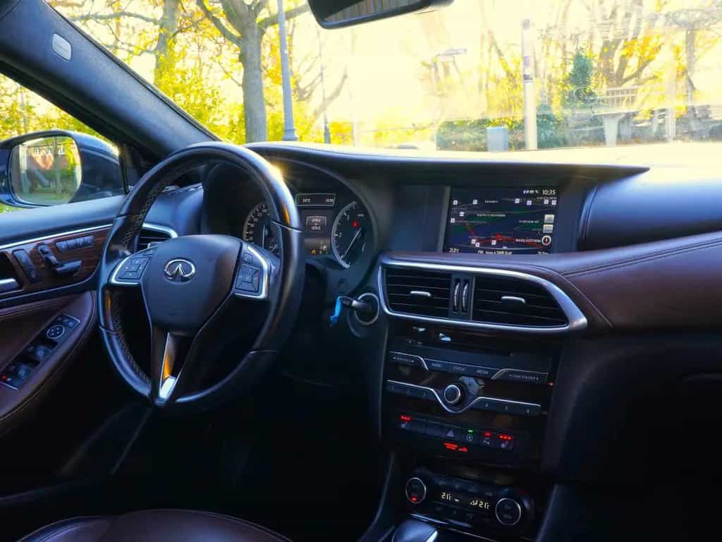 Infiniti QX30 2.2d Luxe Premium Sport Auto.*BOSE~Navi~Pan 08/2016-photo-29