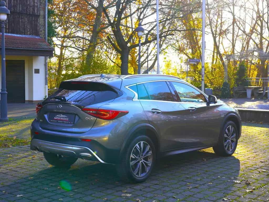 Infiniti QX30 2.2d Luxe Premium Sport Auto.*BOSE~Navi~Pan 08/2016-photo-6