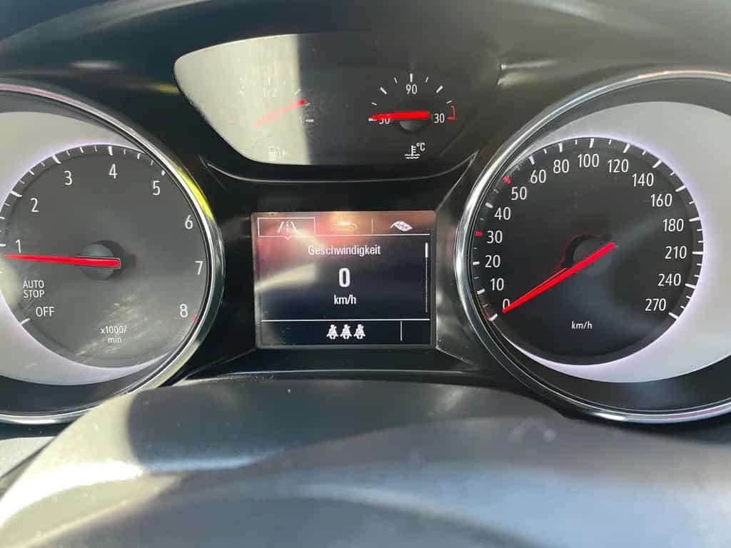 Opel Astra ST 1.2 Turbo 81kW Edition Edition 11/2021-photo-6