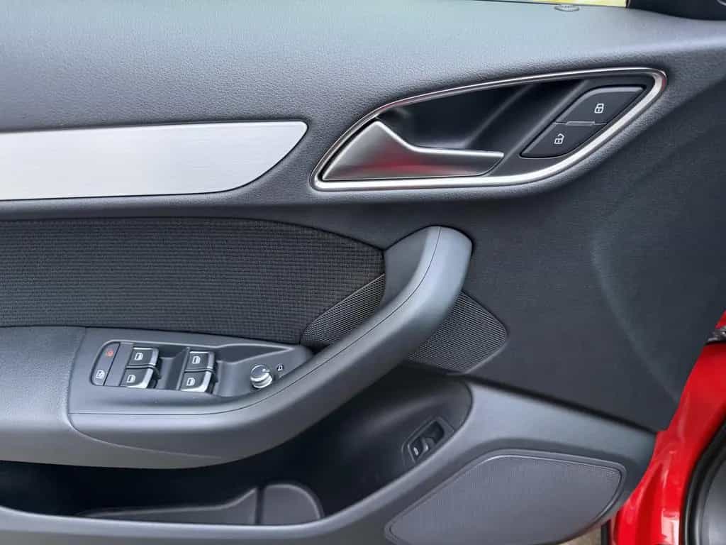 Audi Q3 quattro S-Line Plus Xenon Navi Sitzheizung 07/2018-photo-30