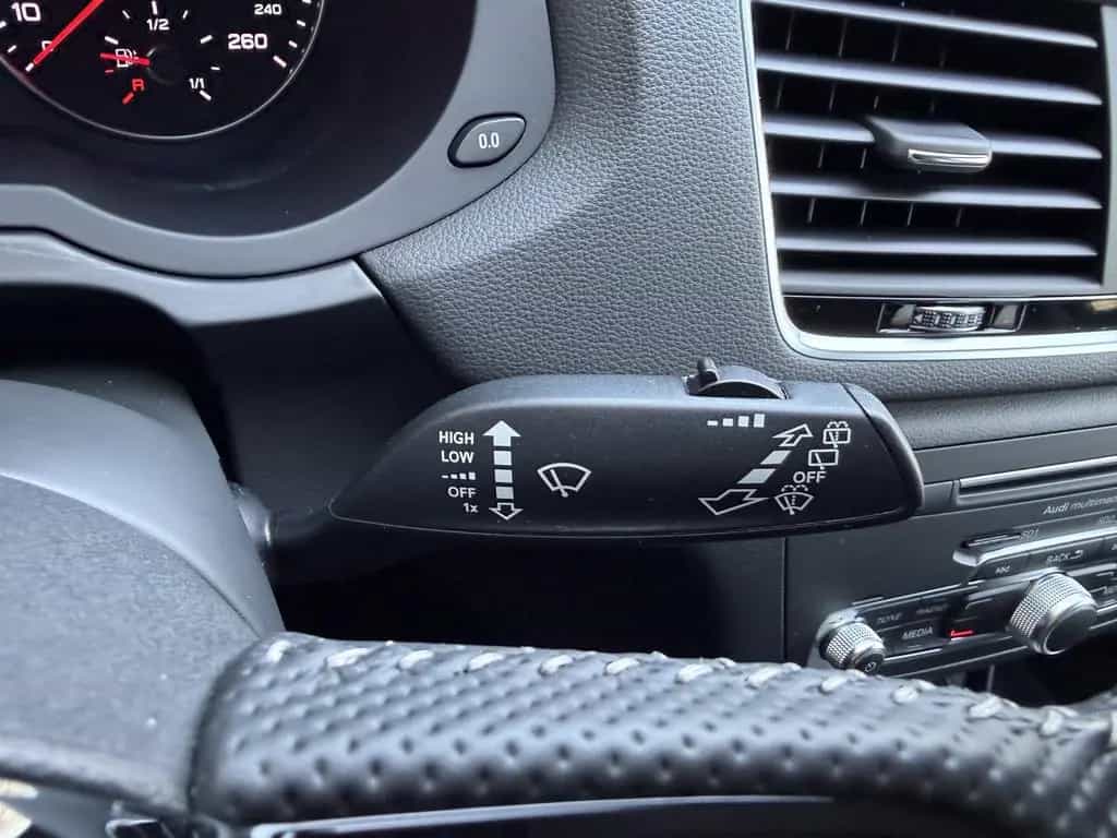 Audi Q3 quattro S-Line Plus Xenon Navi Sitzheizung 07/2018-photo-36