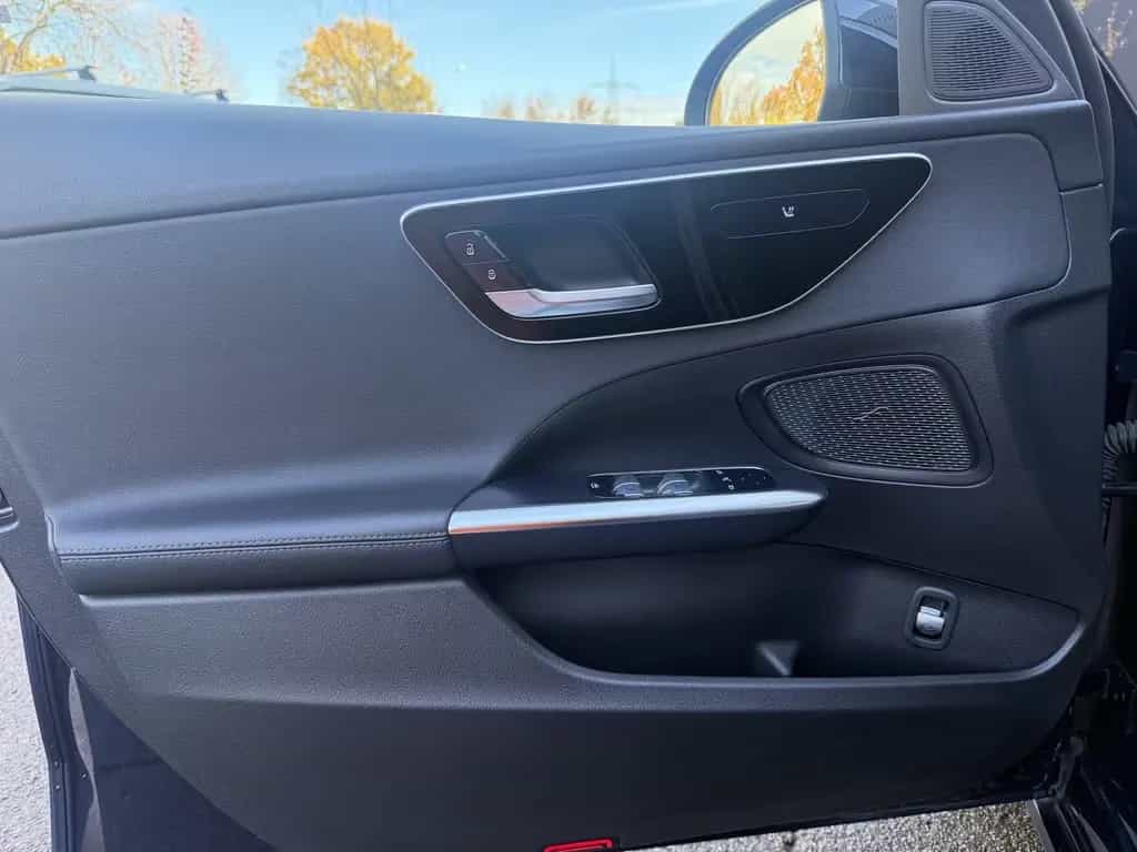 Mercedes-Benz C 220 d Avantgarde LED Distronic Rü-Kamera Pano 06/2022-photo-10