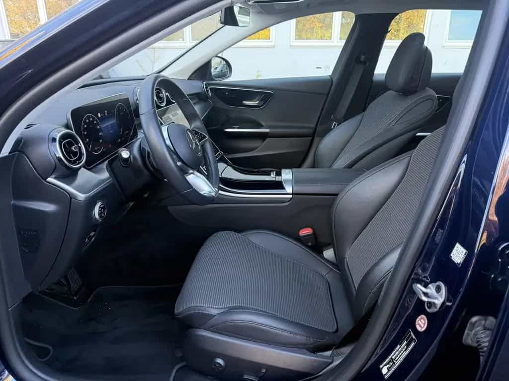 Mercedes-Benz C 220 d Avantgarde LED Distronic Rü-Kamera Pano 06/2022-photo-12