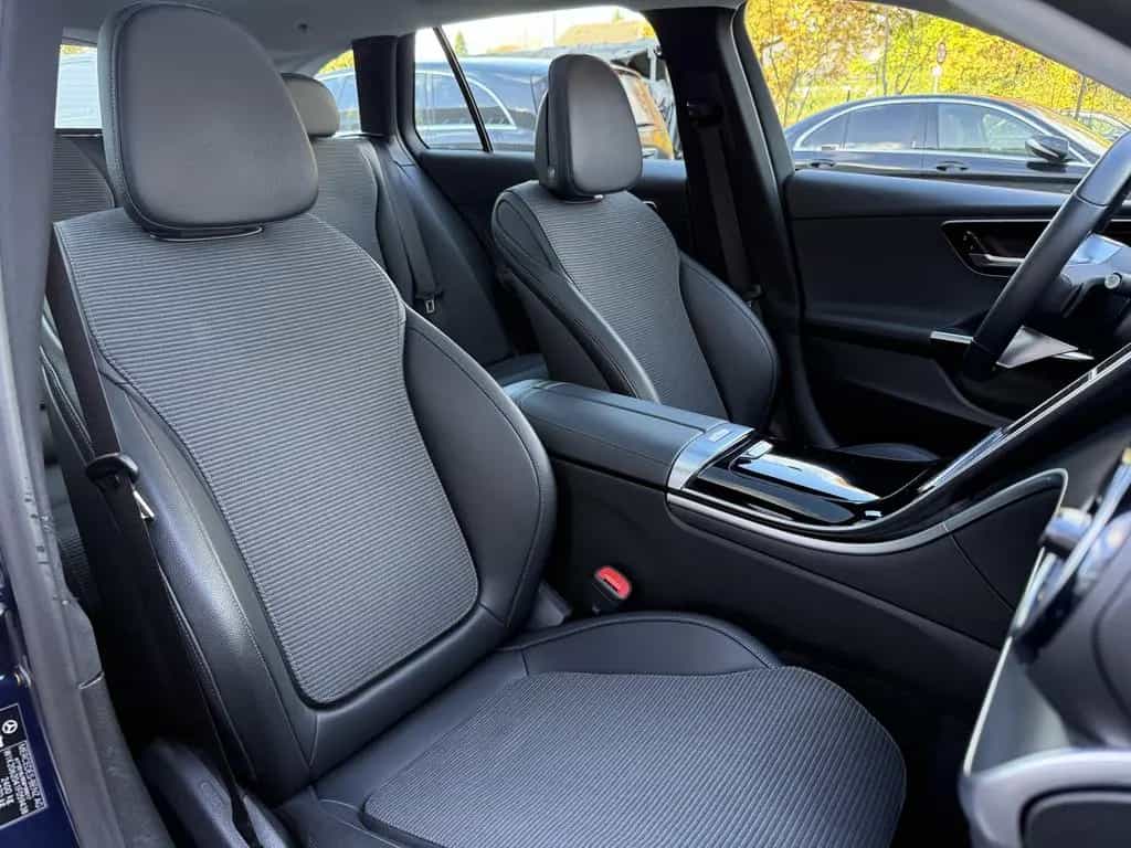 Mercedes-Benz C 220 d Avantgarde LED Distronic Rü-Kamera Pano 06/2022-photo-36
