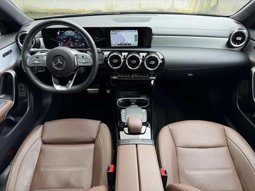 Mercedes-Benz CLA-Class D AMG Night LED MBUX Pano Standheizung 06/2022-photo-15