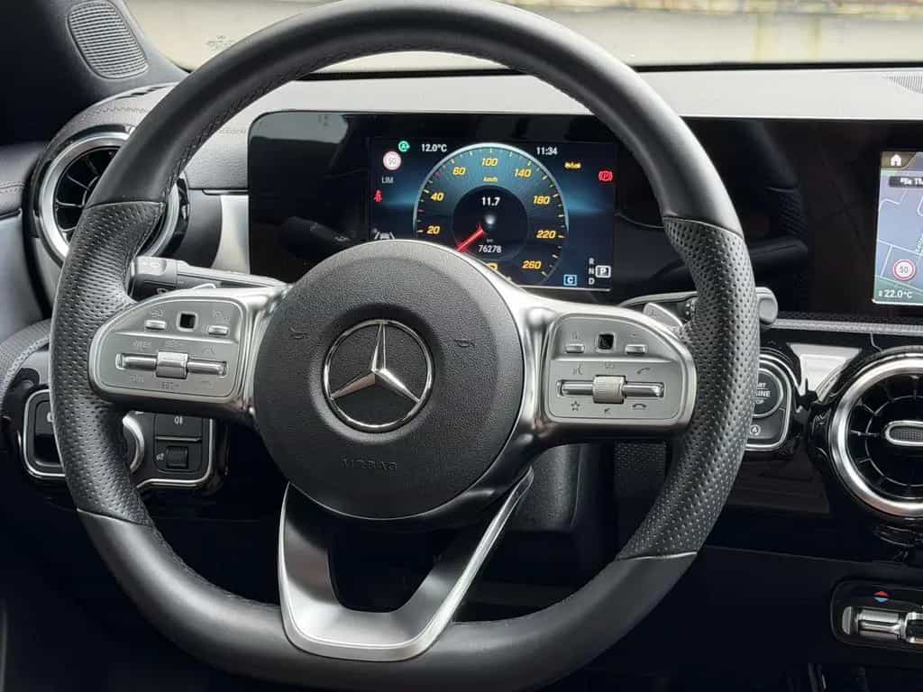 Mercedes-Benz CLA-Class D AMG Night LED MBUX Pano Standheizung 06/2022-photo-17