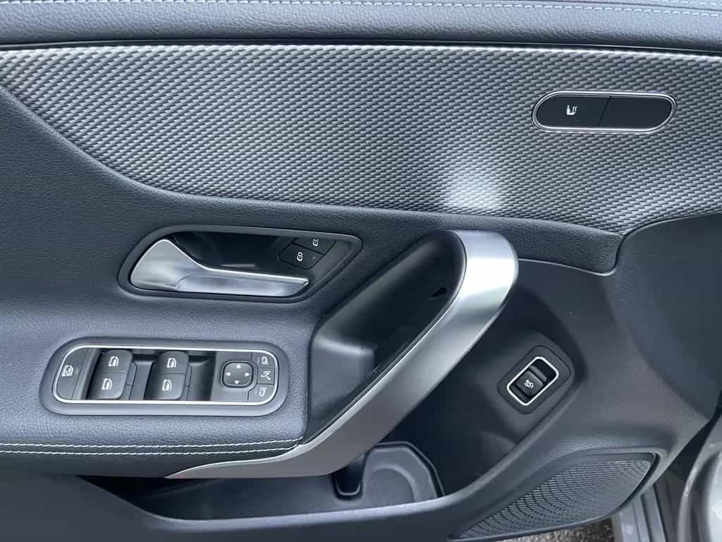 Mercedes-Benz CLA-Class d Coupe LED MBUX-Plus Distronic RüKamera 06/2022-photo-30