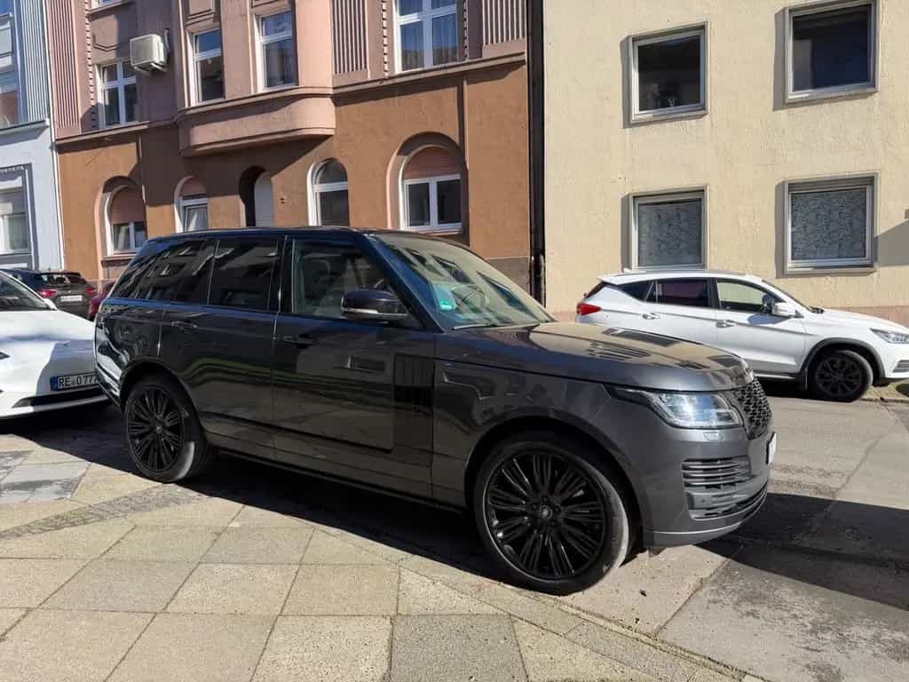 Land Rover Range Rover Rover 4.4 Liter SDV8 Vogue 02/2018-photo-5