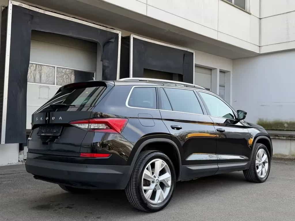Skoda Kodiaq Style 7-Sitze LED RüKamera VirtuelCockpit 10/2019-photo-5