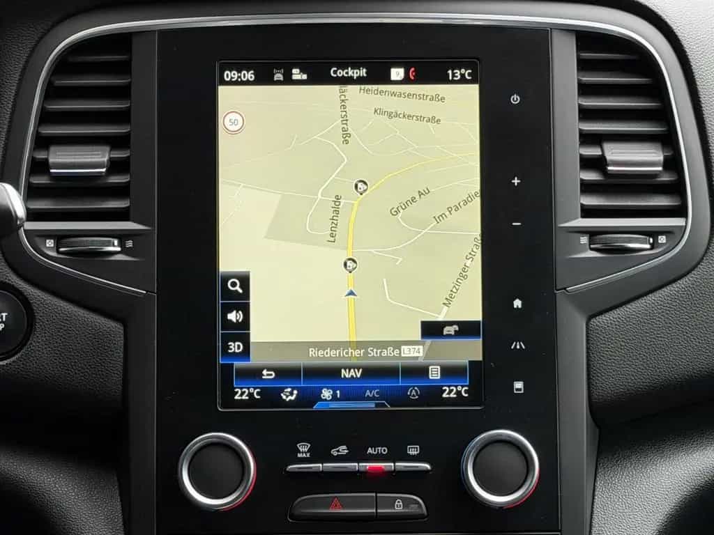 Renault Megane BOSE-Edition LED Navi HUD Virtual Kamera 03/2018-photo-19