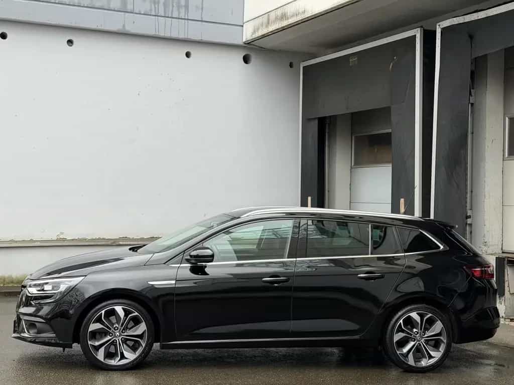 Renault Megane BOSE-Edition LED Navi HUD Virtual Kamera 03/2018-photo-2