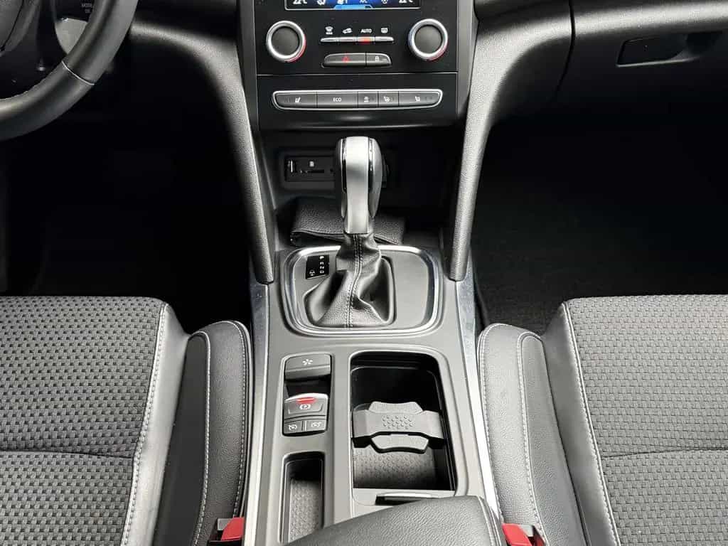 Renault Megane BOSE-Edition LED Navi HUD Virtual Kamera 03/2018-photo-20