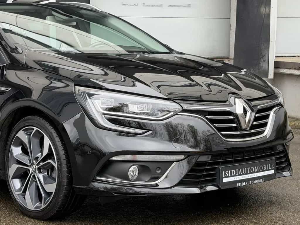 Renault Megane BOSE-Edition LED Navi HUD Virtual Kamera 03/2018-photo-39