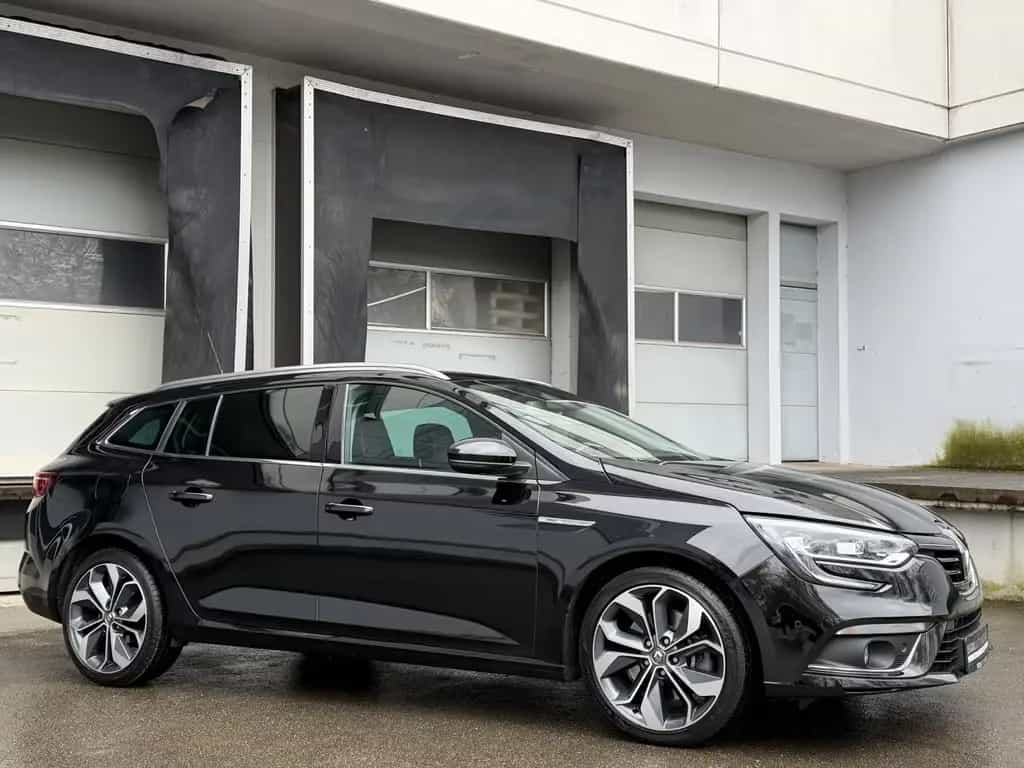 Renault Megane BOSE-Edition LED Navi HUD Virtual Kamera 03/2018-photo-7