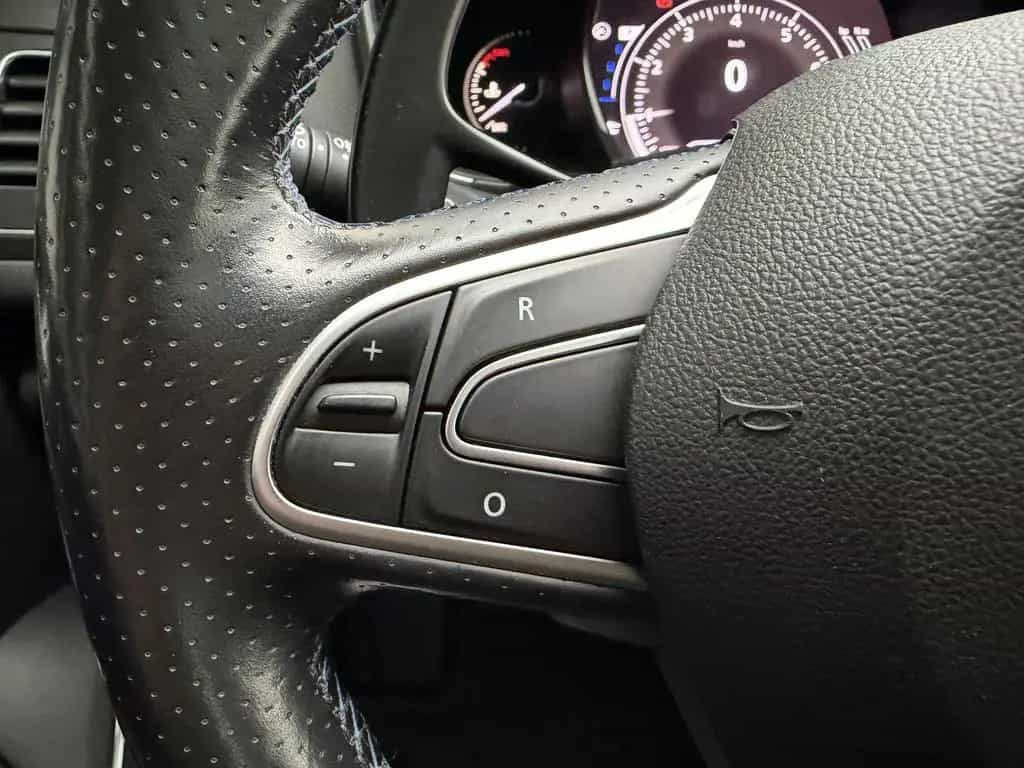 Renault Megane IV GT LED Navi Panorama Ambiente 4Control 08/2018-photo-29