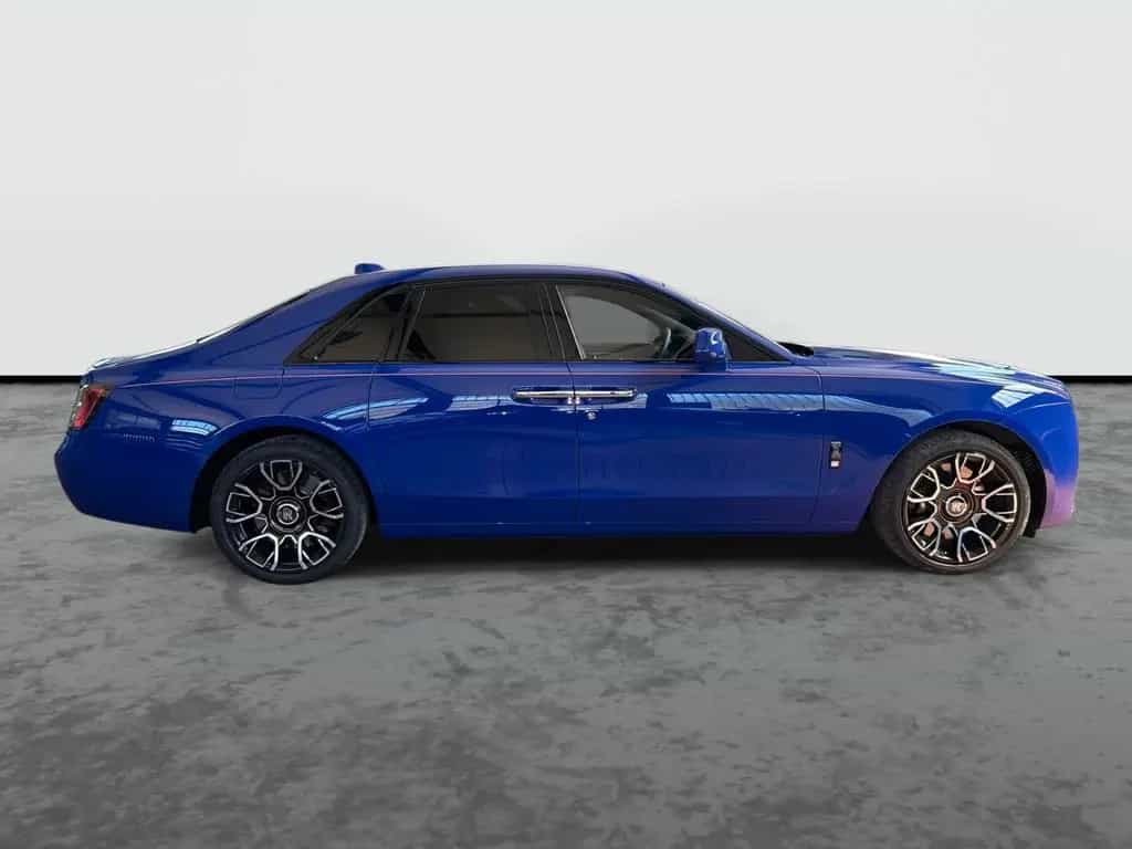 Rolls-Royce Ghost Black Badge Ghost *PROVENANCE* 07/2025-photo-3