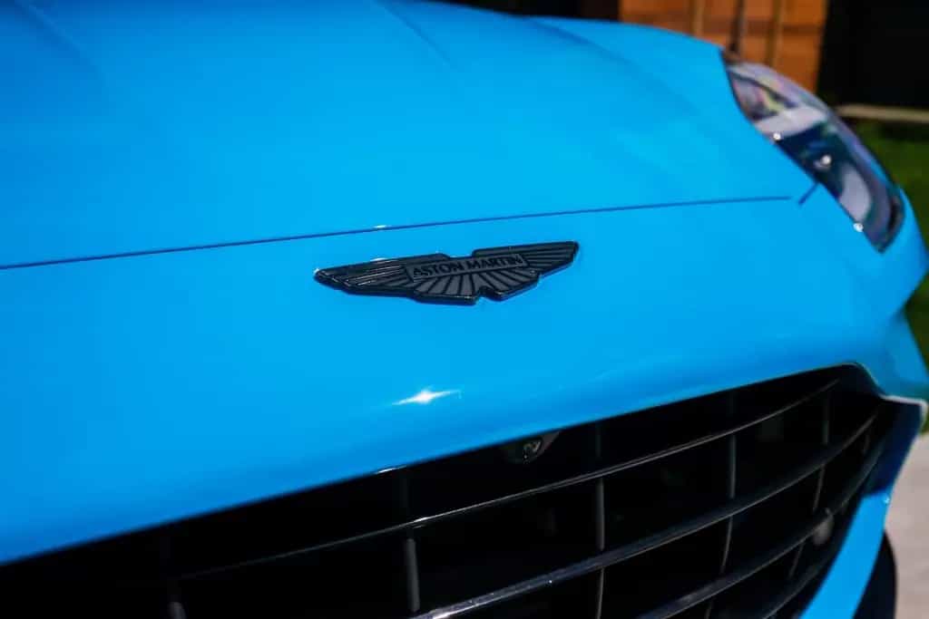 Aston Martin V8 Vantage Carbon /360 Cam/Warranty/Adapt. Susp./Track Mode 09/2024-photo-28