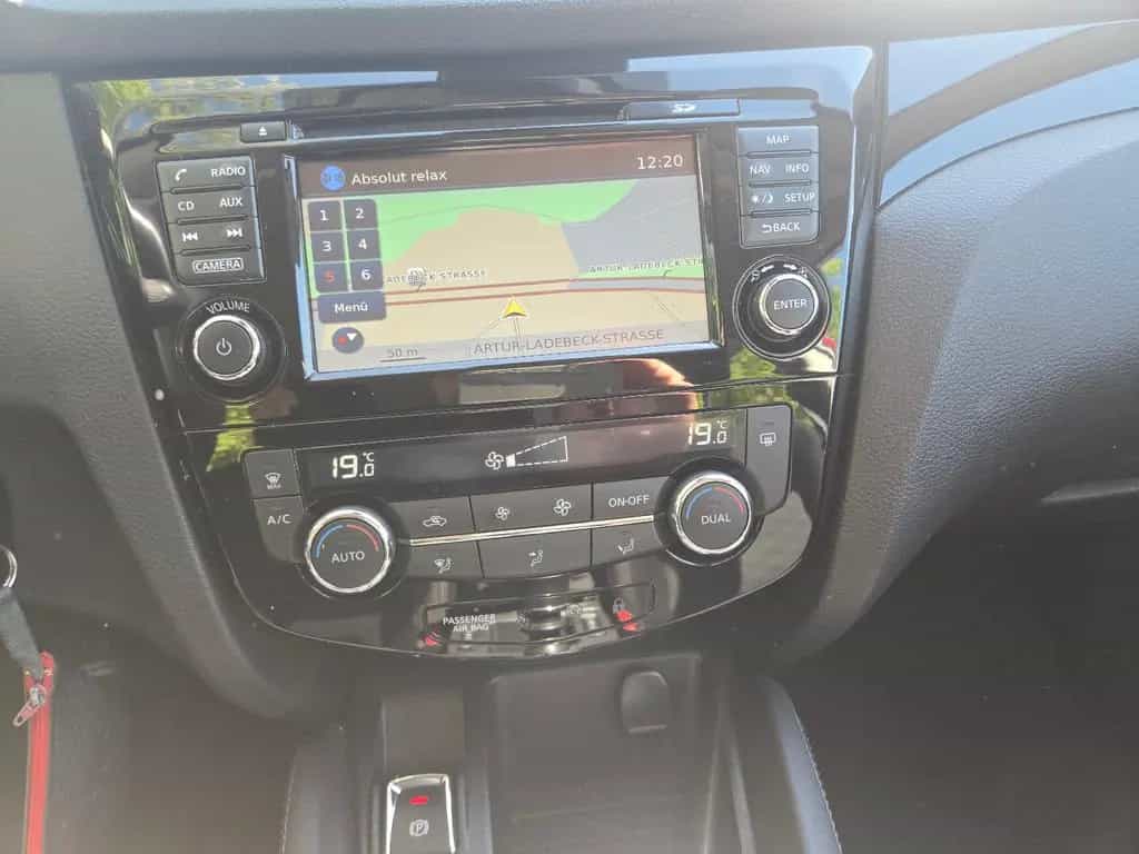 Nissan Qashqai Acenta Navi SKR WKR Kamera PDC 03/2017-photo-16
