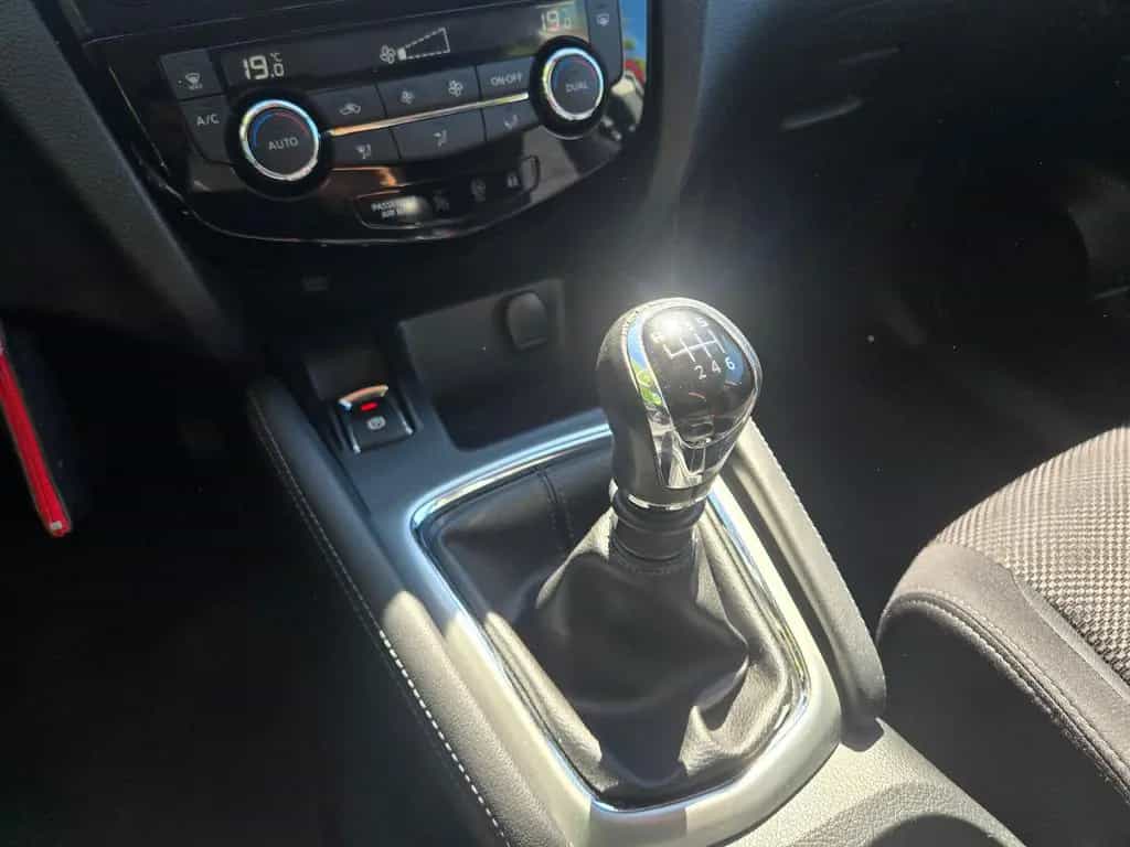 Nissan Qashqai Acenta Navi SKR WKR Kamera PDC 03/2017-photo-17