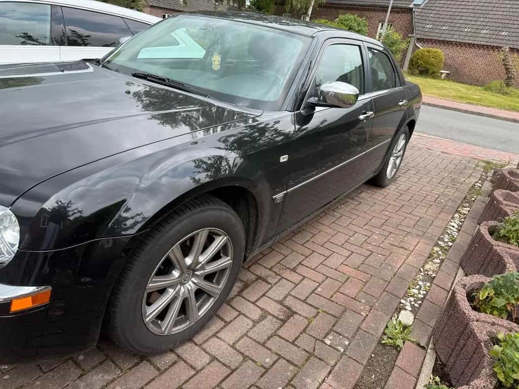 Chrysler 300C 3.5 V6 Vollausstattung Leder... 10/2004-photo-3