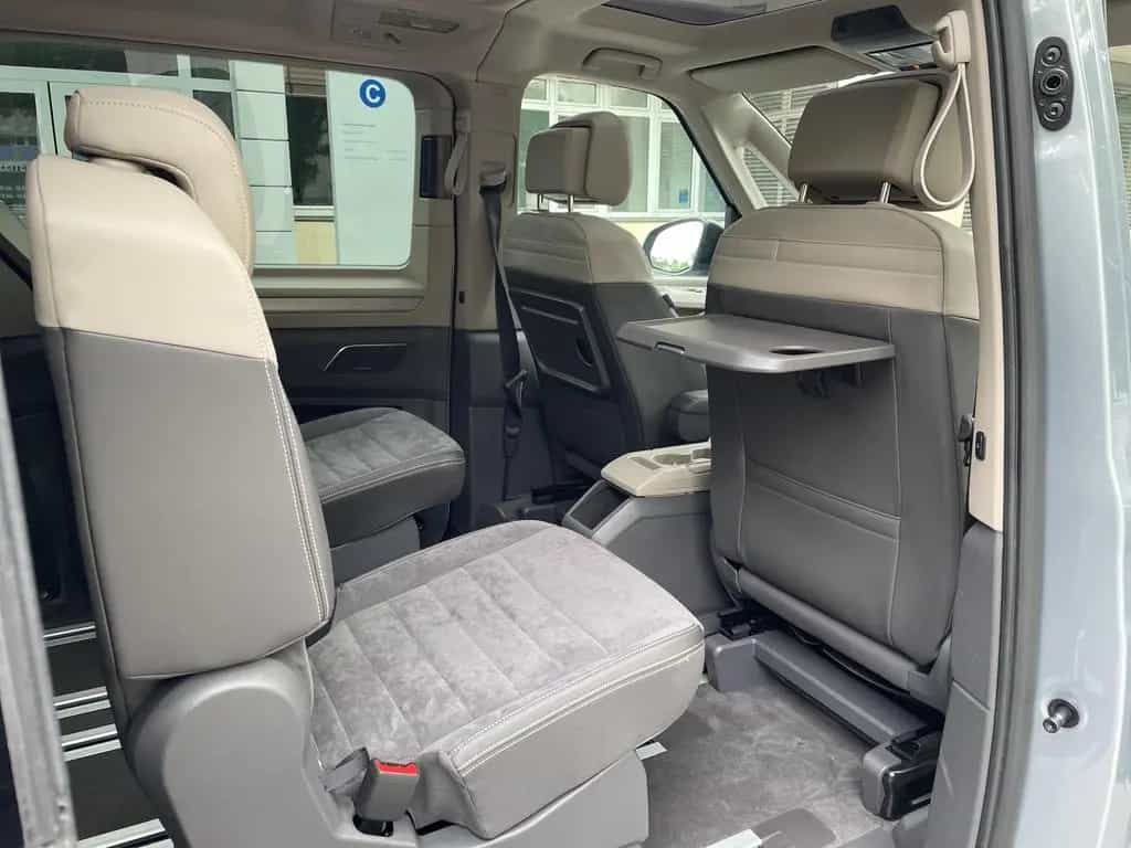 Volkswagen T7 Multivan Lang LÜ HUD ACC Pano Memo AHK Kamera 09/2023-photo-26