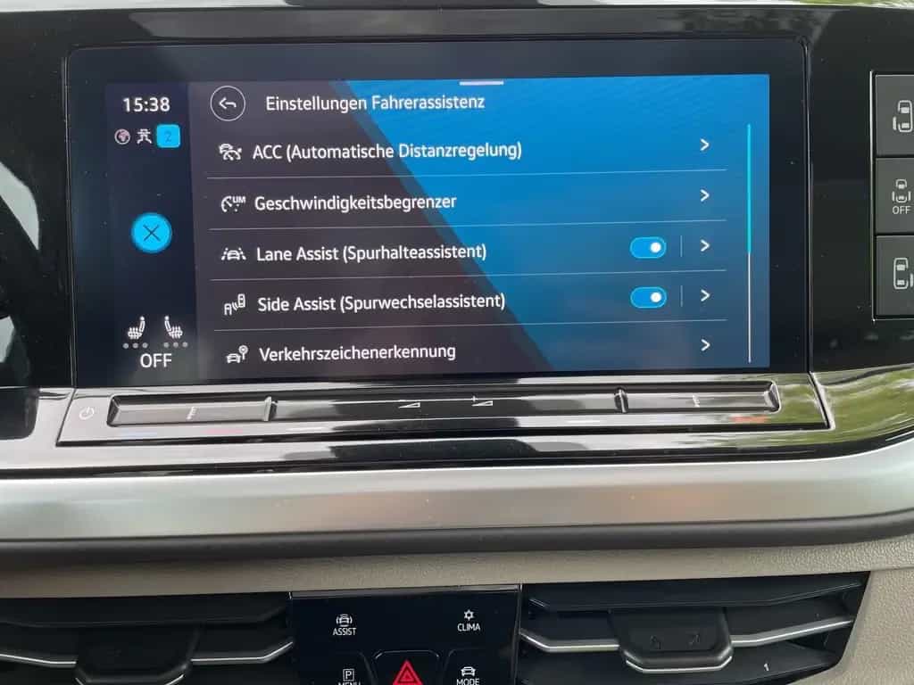 Volkswagen T7 Multivan Lang LÜ HUD ACC Pano Memo AHK Kamera 09/2023-photo-32