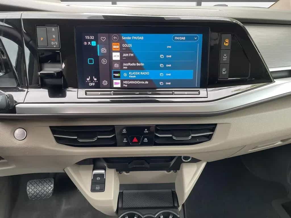 Volkswagen T7 Multivan Lang LÜ HUD ACC Pano Memo AHK Kamera 09/2023-photo-35