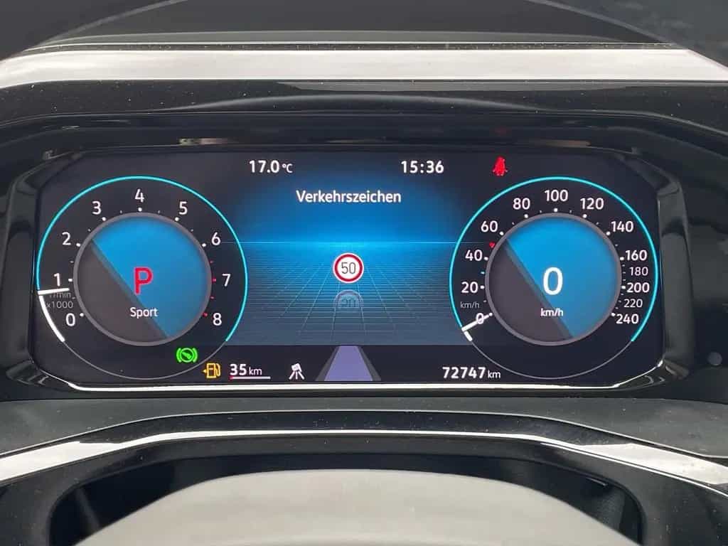 Volkswagen T7 Multivan Lang LÜ HUD ACC Pano Memo AHK Kamera 09/2023-photo-36