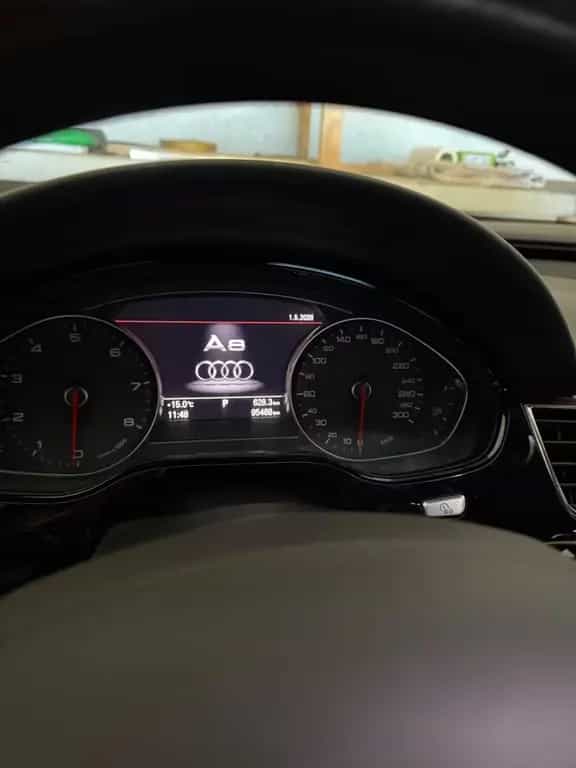Audi A8 L 4.2 FSI tiptronic quattro - 07/2011-photo-1