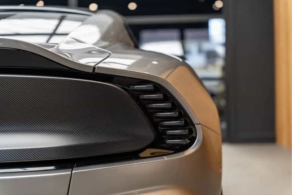 Aston Martin Vanquish V12 Carbon Keramisch 6.0 V12 Forest Gre 09/2024-photo-13