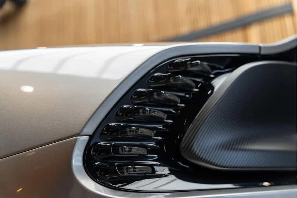 Aston Martin Vanquish V12 Carbon Keramisch 6.0 V12 Forest Gre 09/2024-photo-14