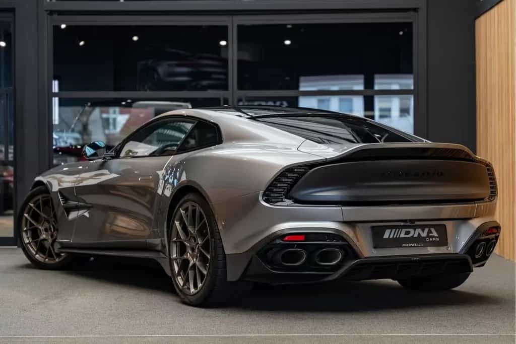 Aston Martin Vanquish V12 Carbon Keramisch 6.0 V12 Forest Gre 09/2024-photo-3
