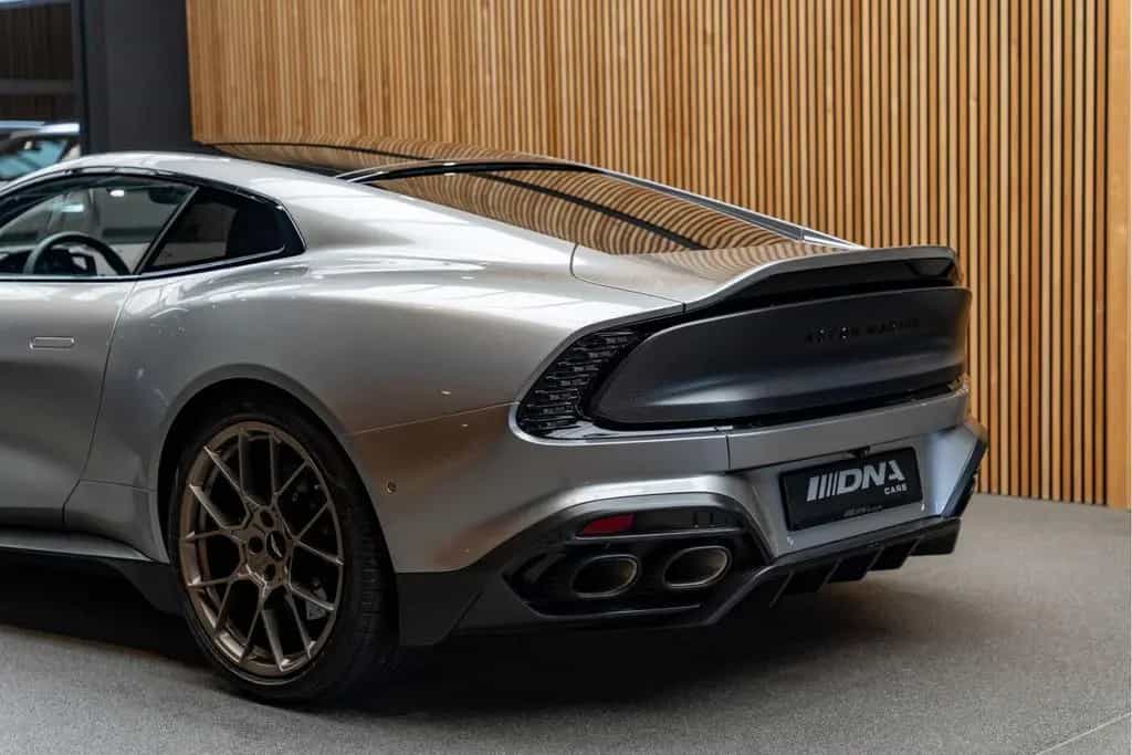 Aston Martin Vanquish V12 Carbon Keramisch 6.0 V12 Forest Gre 09/2024-photo-9