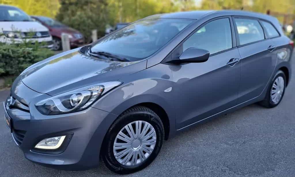 Hyundai i30 cw 1.6GDI  Style  *AHK  *HU/AU-NEU! 02/2015-photo-0