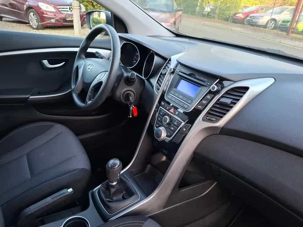 Hyundai i30 cw 1.6GDI  Style  *AHK  *HU/AU-NEU! 02/2015-photo-15