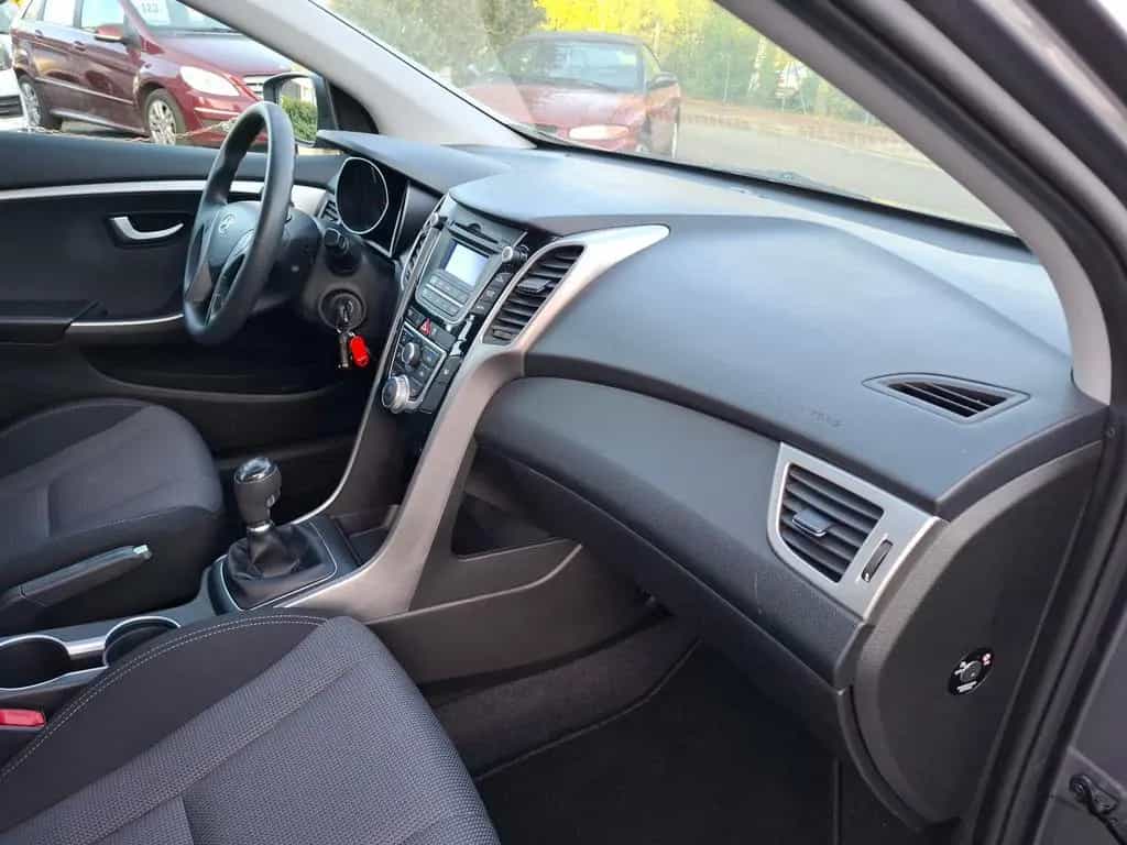 Hyundai i30 cw 1.6GDI  Style  *AHK  *HU/AU-NEU! 02/2015-photo-21
