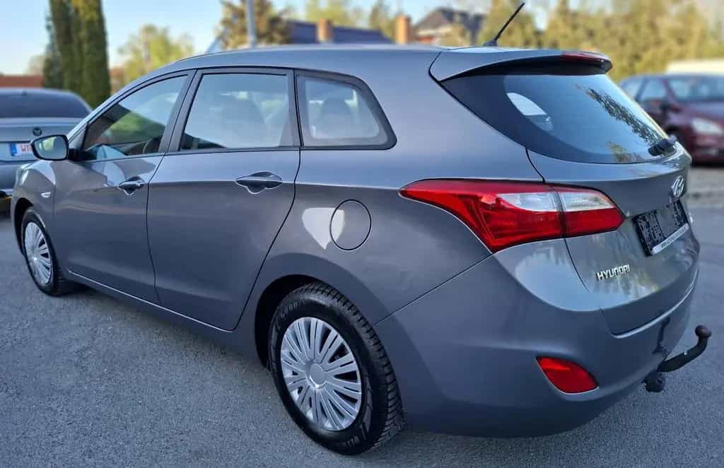 Hyundai i30 cw 1.6GDI  Style  *AHK  *HU/AU-NEU! 02/2015-photo-3