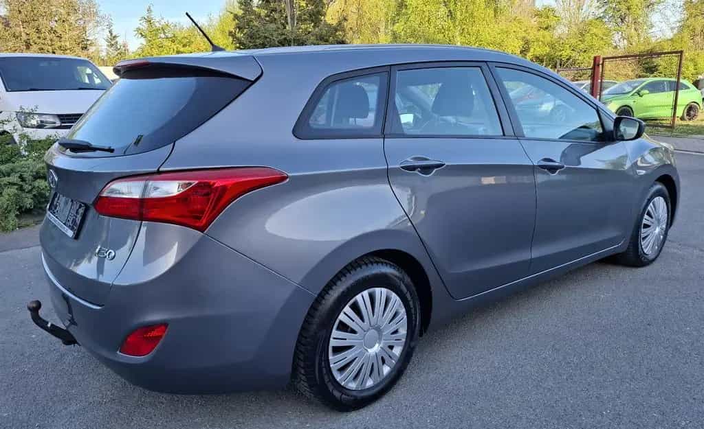 Hyundai i30 cw 1.6GDI  Style  *AHK  *HU/AU-NEU! 02/2015-photo-5