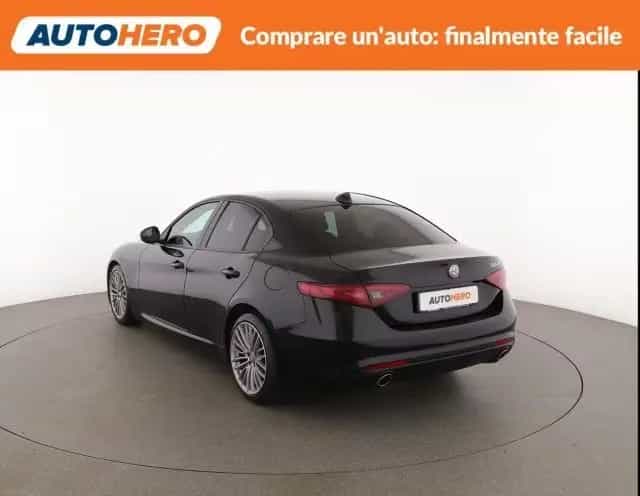 Alfa Romeo Giulia ALFA ROMEO Giulia 2.2 Turbodiesel 150 CV 09/2017-photo-3