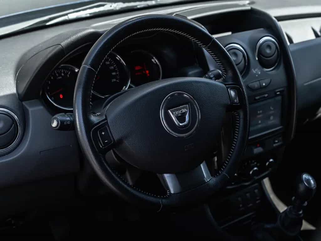 Dacia Duster I Prestige 4x2 06/2016-photo-48