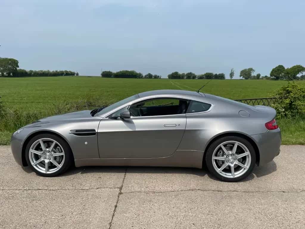Aston Martin V8 Vantage 4.3l Coupe 09/2007-photo-0