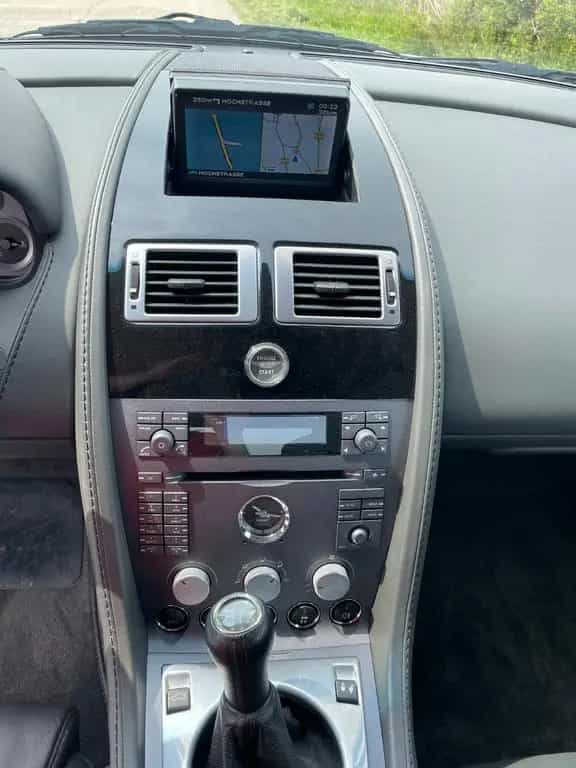 Aston Martin V8 Vantage 4.3l Coupe 09/2007-photo-19
