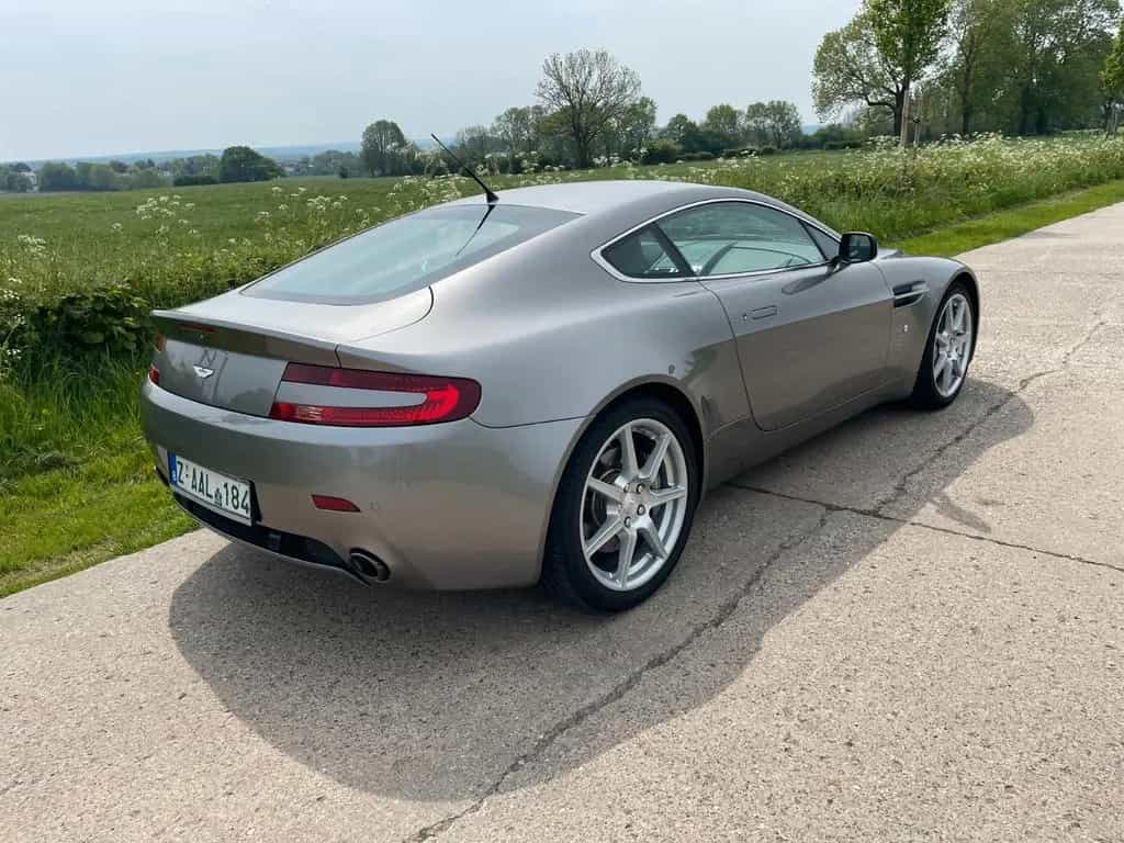 Aston Martin V8 Vantage 4.3l Coupe 09/2007-photo-21