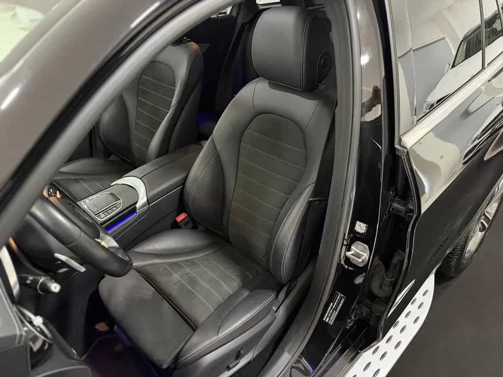 Mercedes-Benz GLC-Class 200 4M AMG INT.*PANO*LED*AHK*KAM*DISTR*AMBI* 05/2020-photo-13