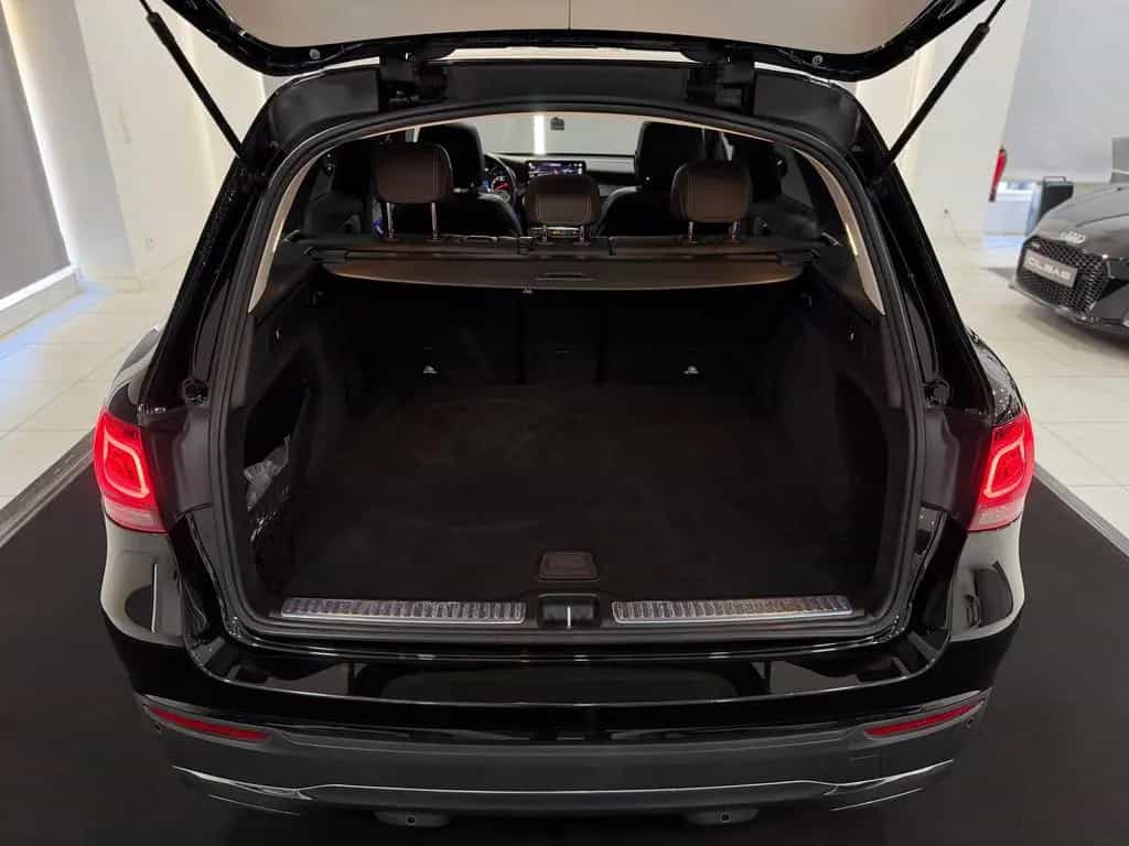 Mercedes-Benz GLC-Class 200 4M AMG INT.*PANO*LED*AHK*KAM*DISTR*AMBI* 05/2020-photo-18